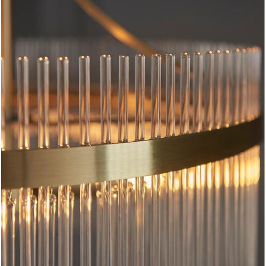 elegantne obcianske krystalovy luster bronz med klasicke obyvacie izby osvetlenie lampa zavesenie jedalen skleneny krystal sklenena tycikova zamok vila renovacia interierovy dizajn.jpg